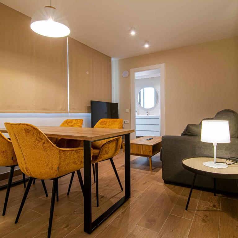 Apartamentos 1 Abril - Apartamento Deluxe - 4