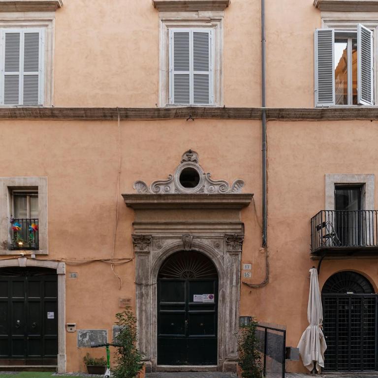 Piazza Navona Penthouse - Two-Bedroom Apartment - 18