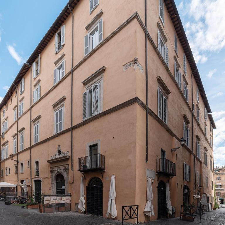 Piazza Navona Penthouse - Two-Bedroom Apartment - 28