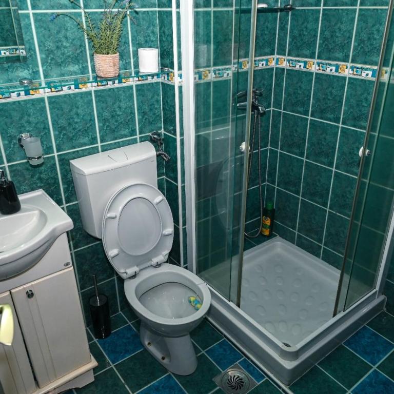 Aleksandra - One-Bedroom Apartment - 7