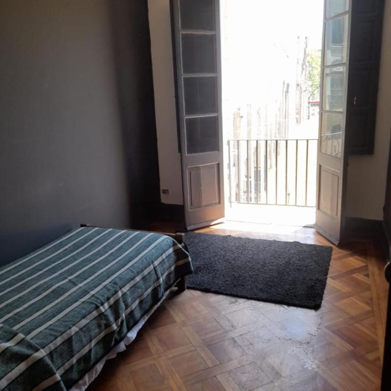 Student's Housing Republica - Classic Single Room with Balcony - 4