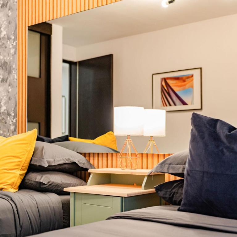 NEW Cheerful Family Friendly Roma Norte Condo - Three-Bedroom Apartment - 15
