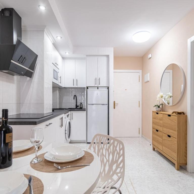 Apartamento a 3 minutos de la Playa - Apartamento de 1 dormitorio - 5