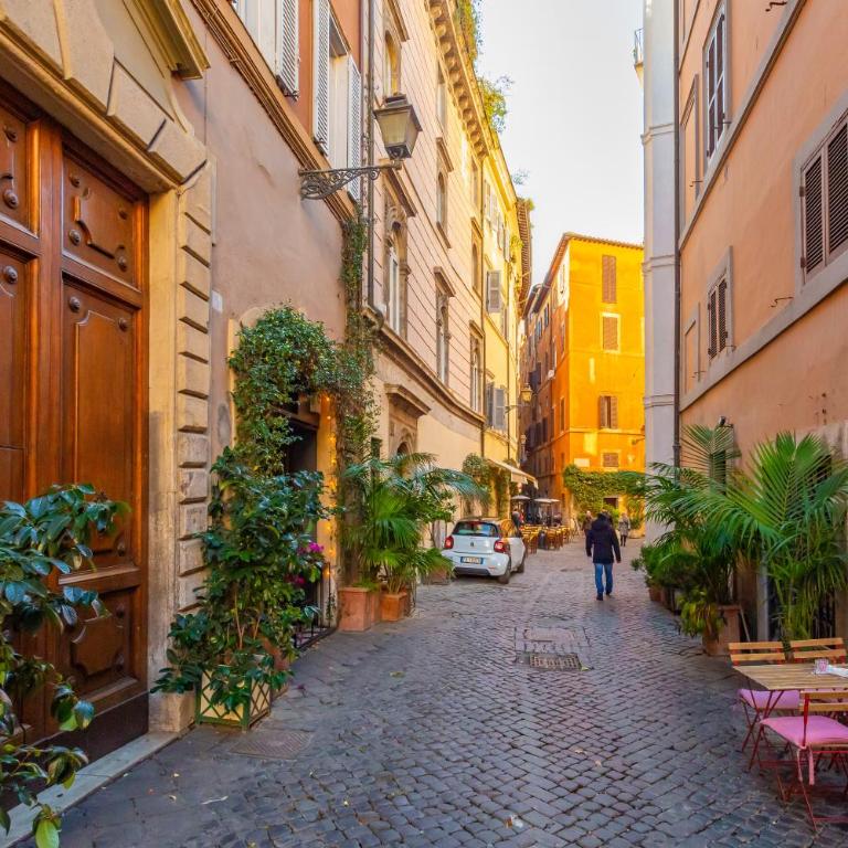 Central Charm near Piazza Navona - Cozy Loft for 2 - Monolocale - 27