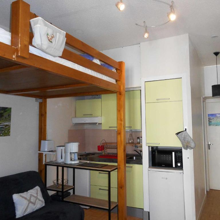Appartement WIFI Monné centre Cauterets - Appartement avec Balcon - 8