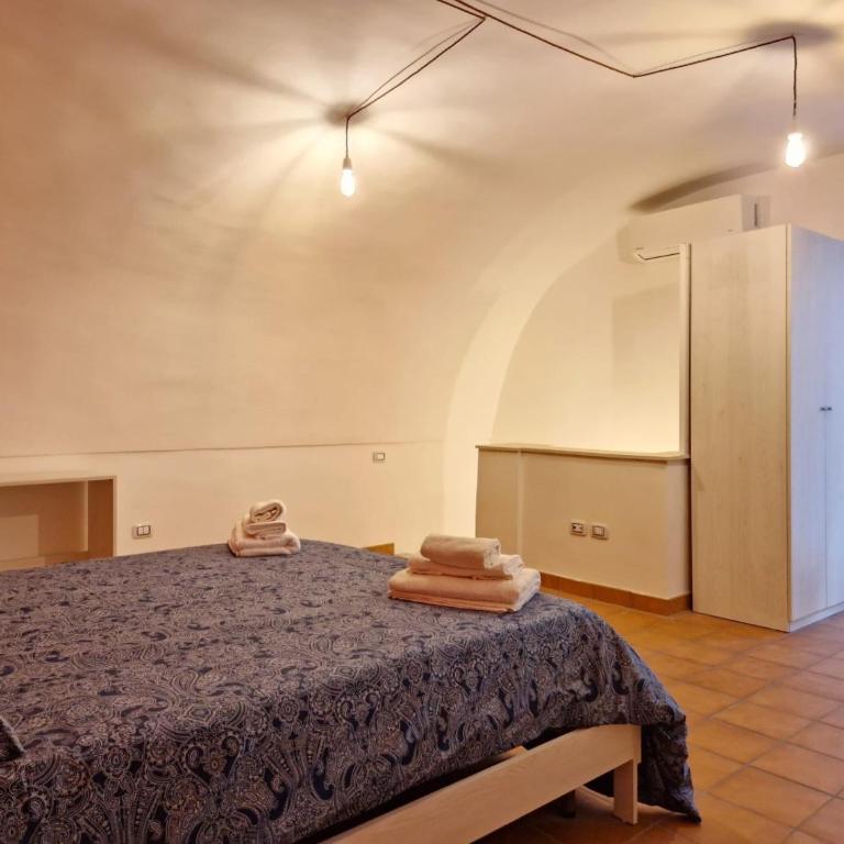 House of the Night - One-Bedroom Apartment - 3