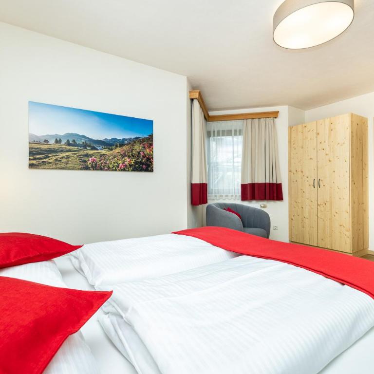 Pension Kreuzer - Two-Bedroom Apartment with Balcony - 5