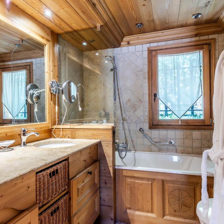 Chalet haut standing 14p proche remontées avec ascenseur - FR-1-754-8 - Chalet - 17