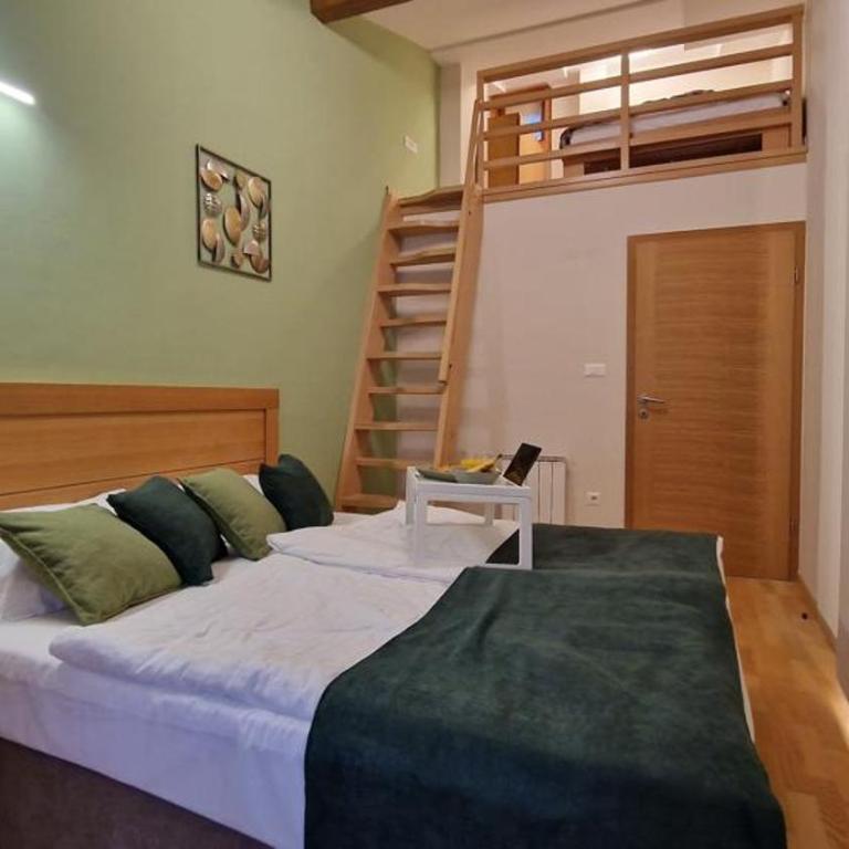 Apartman 109 LUX u sklopu hotela Vucko Jahorina private host - Two-Bedroom Apartment - 2