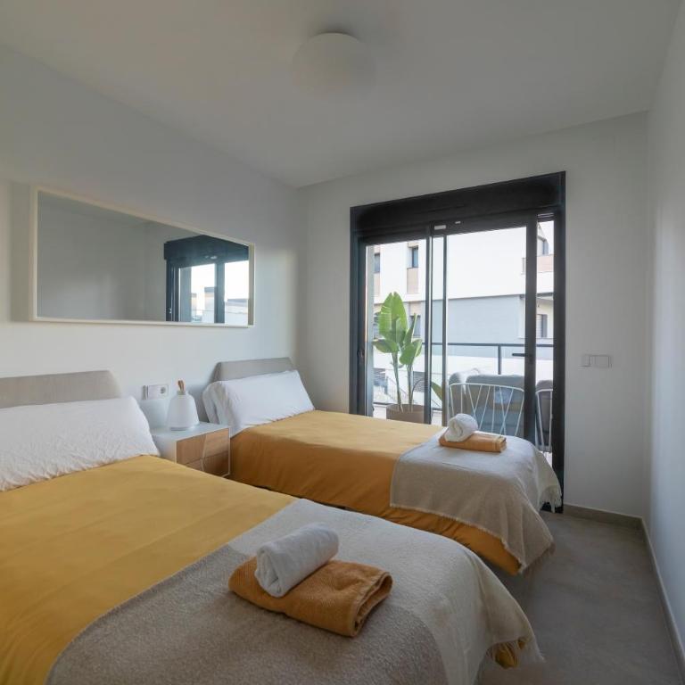 Apartment in Gran Alacant with Sea View, AC, pool - Three-Bedroom Apartment - 5