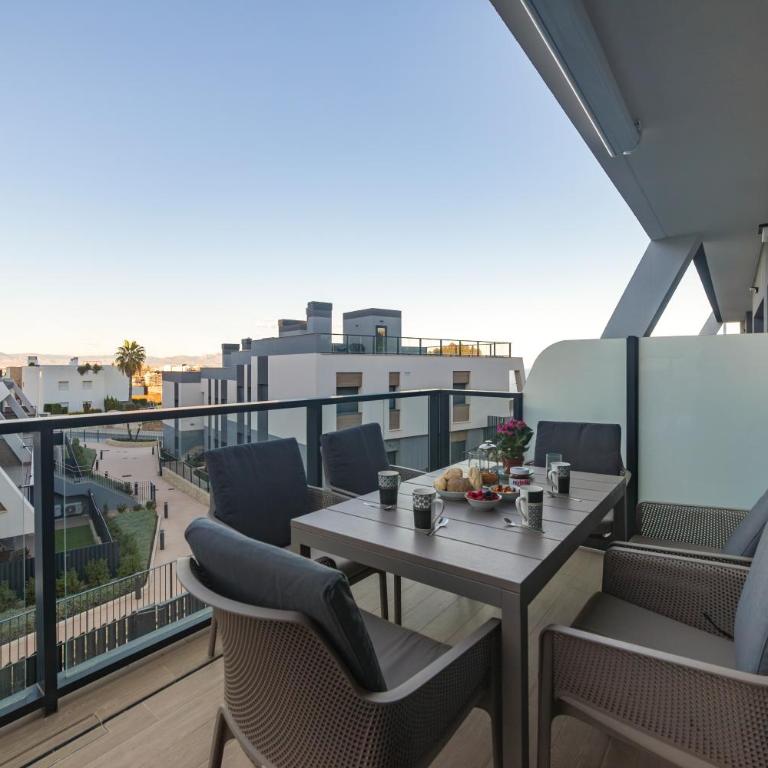Apartment in Gran Alacant with Sea View, AC, pool - Three-Bedroom Apartment - 14