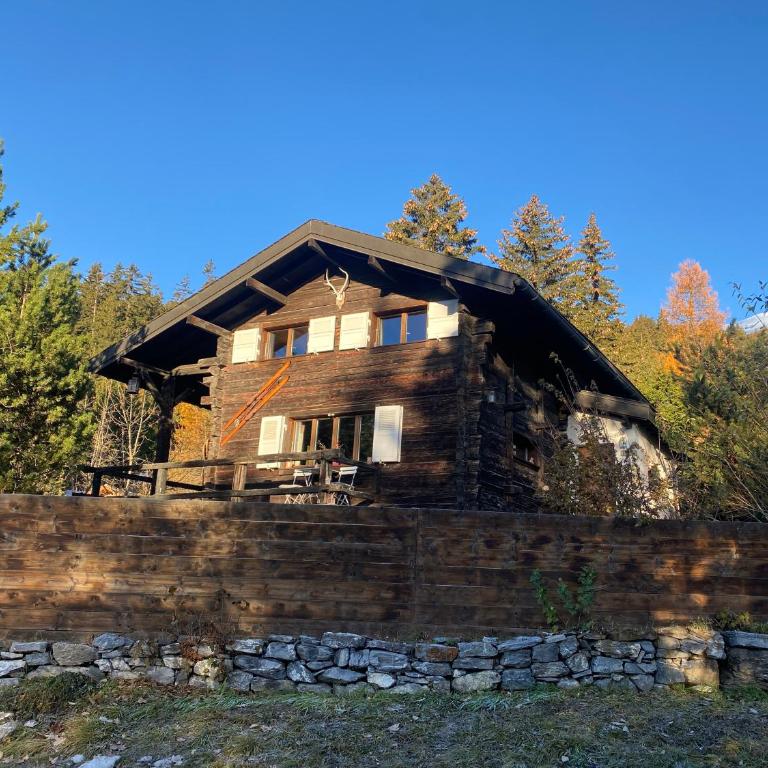 Chalet atypique Colorado Crans-Montana - Chalet 3 Chambres - 1