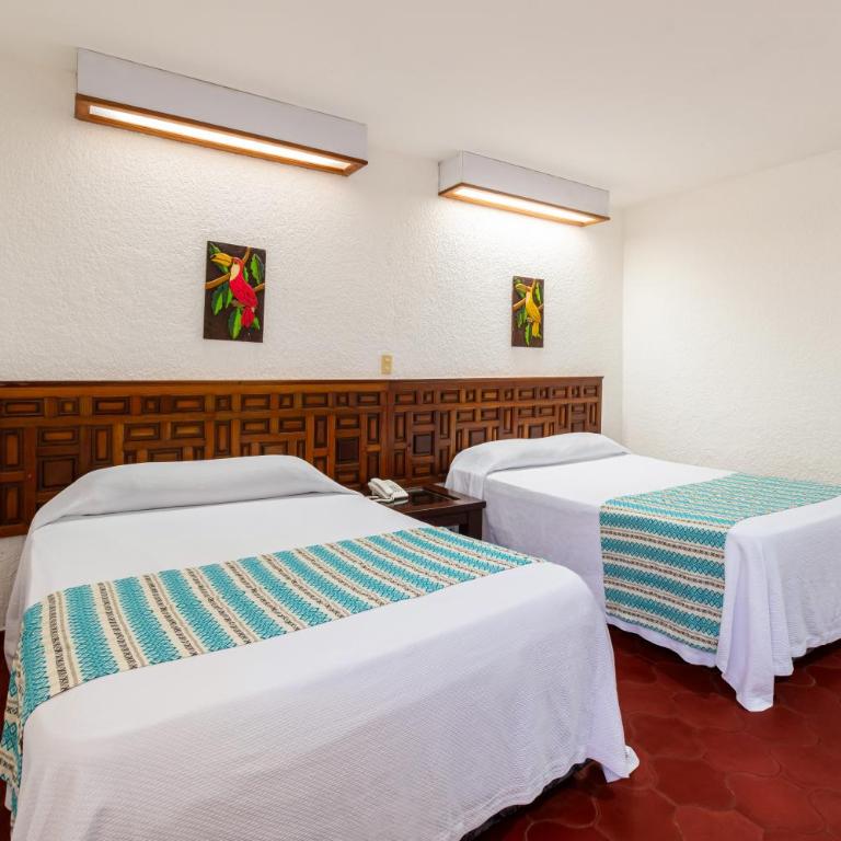 Hotel Margaritas - Double Room with Two Double Beds - 6