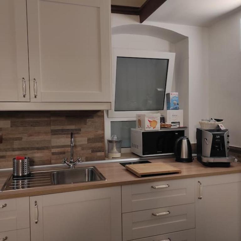 Beautiful Bari - One-Bedroom Apartment - 33