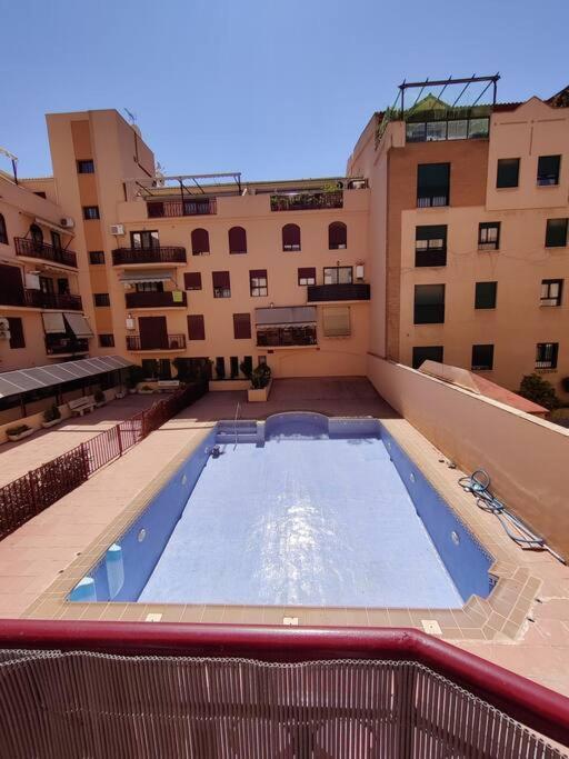 Apartamento, piscina y parking Granada Tico Medina - Two-Bedroom Apartment - 14
