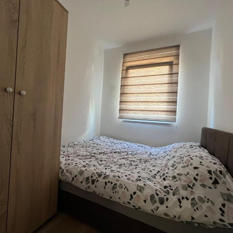 Deluxe NS - One-Bedroom Apartment - 3