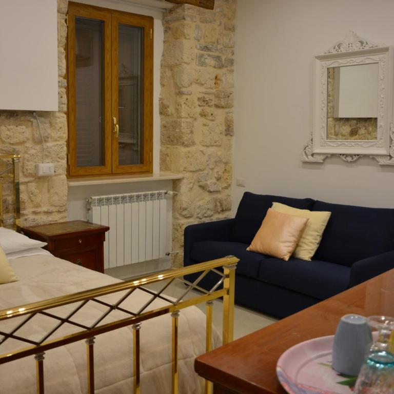 DIMORA DEL CARMINE - Quadruple Room - 17