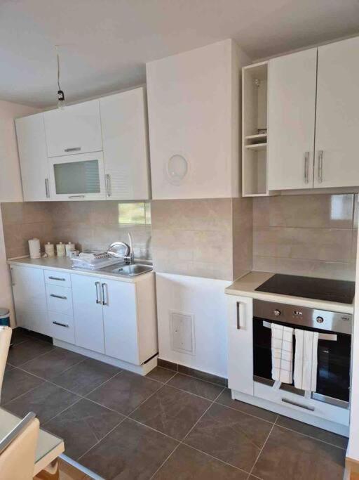 Apartman Vrbas 1 + Podzemna garaza - Apartman sa 2 Spavaće Sobe - 9