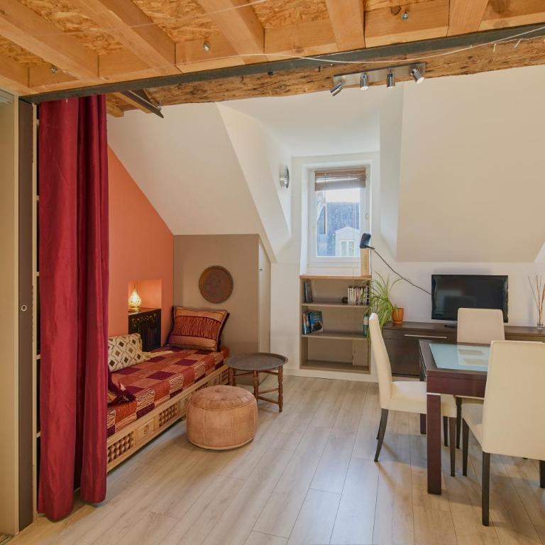 Bel appartement, mezzanine, calme, 2 coins bureaux - Home'ponopono - Apartment mit 1 Schlafzimmer - 7