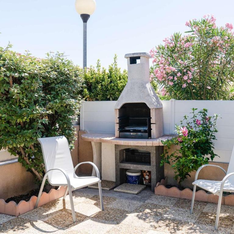 Pavillon Climatisé avec Mezzanine, WIFI et Parking Privé - Gruissan Les Ayguades - FR-1-409-187 - Villa - 5