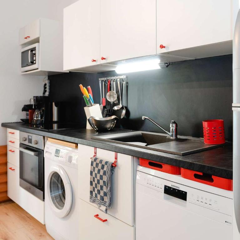 Pavillon Climatisé avec Mezzanine, WIFI et Parking Privé - Gruissan Les Ayguades - FR-1-409-187 - Villa - 7