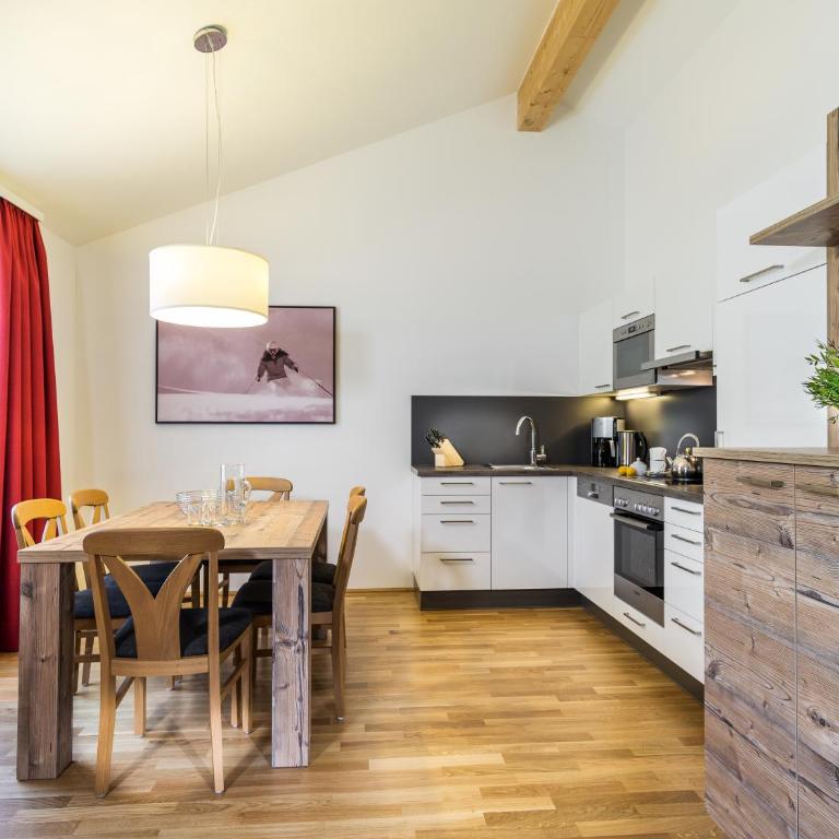 Fuchs Apartments - inklusive Eintritt in die Alpentherme Gastein - Apartamento de 2 dormitorios con balcón - 5