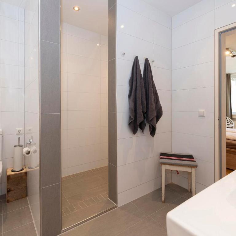 Ferienwohnung Spannring - Apartment mit 1 Schlafzimmer und Dusche - 17