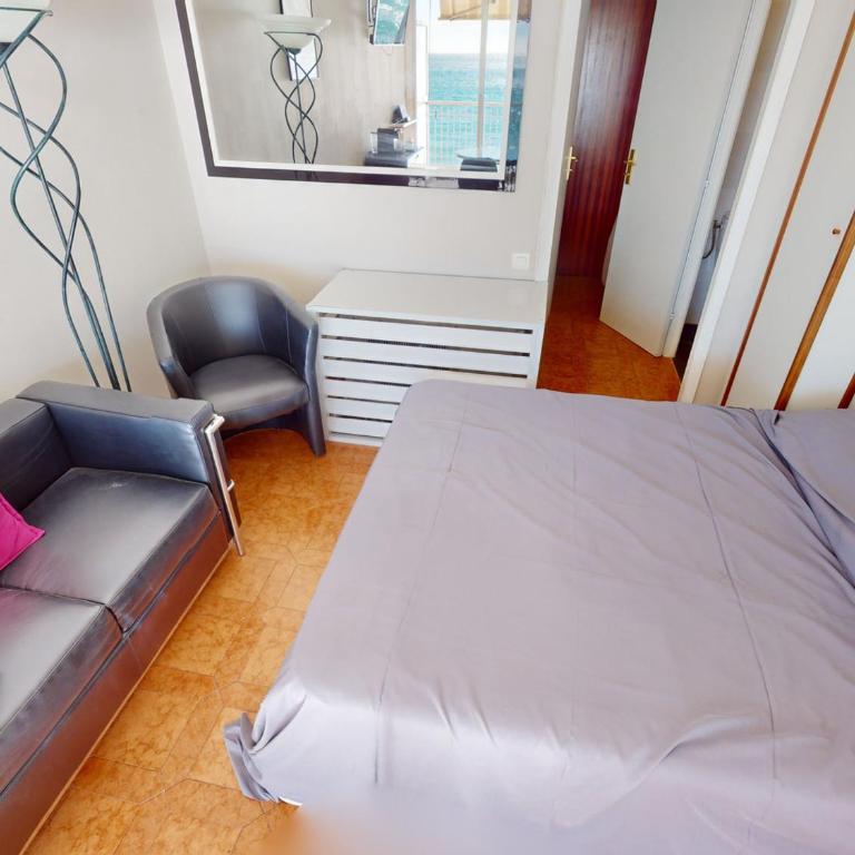 Studio climatisé avec terrasse face mer, Wifi inclus - FR-1-196-346 - Studio - 4