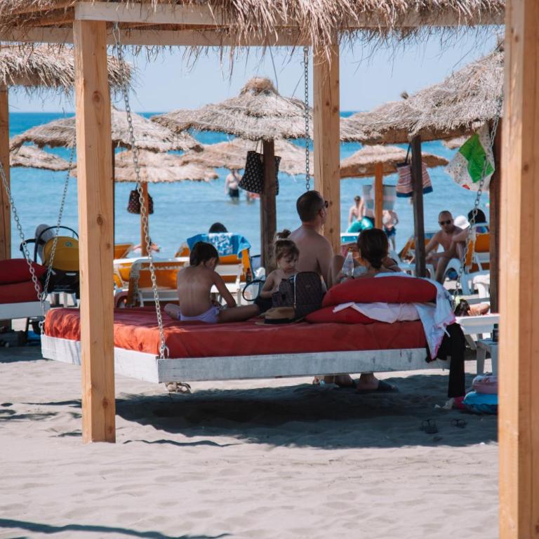 MCM Camping - Deluks Bungalov sa Pogledom na Vrt - 13