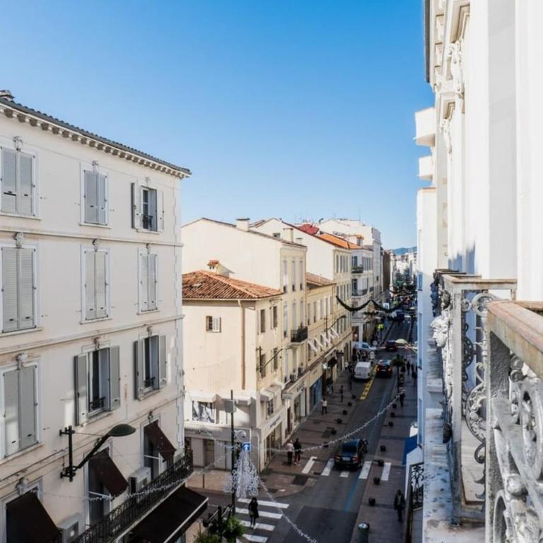 3 pièces rue dAntibes à deux pas du Palais des festivals - Appartement - 5
