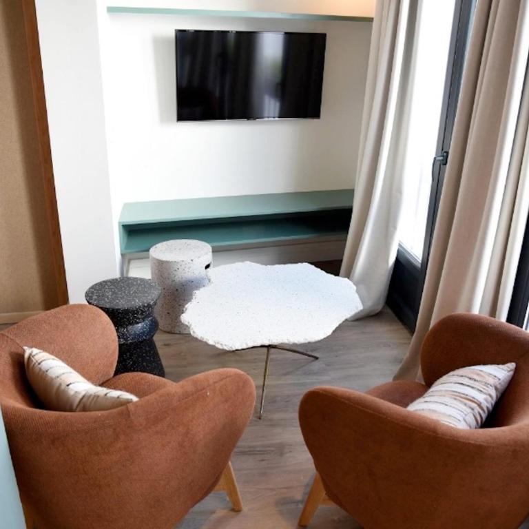 Honest Sevilla Hotel - Standard Apartment - 6