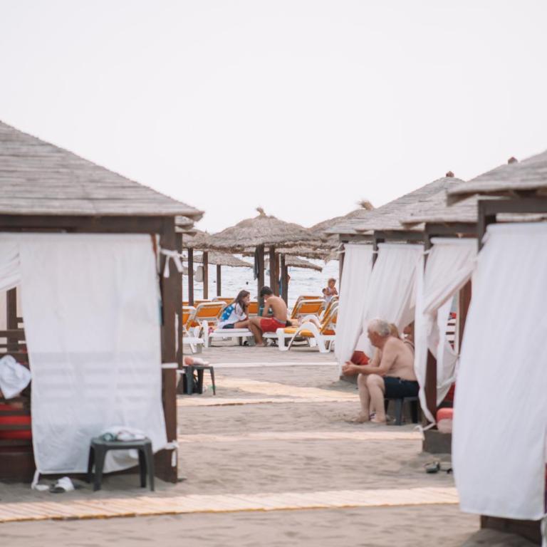 MCM Camping - Deluks Bungalov sa Pogledom na Vrt - 5