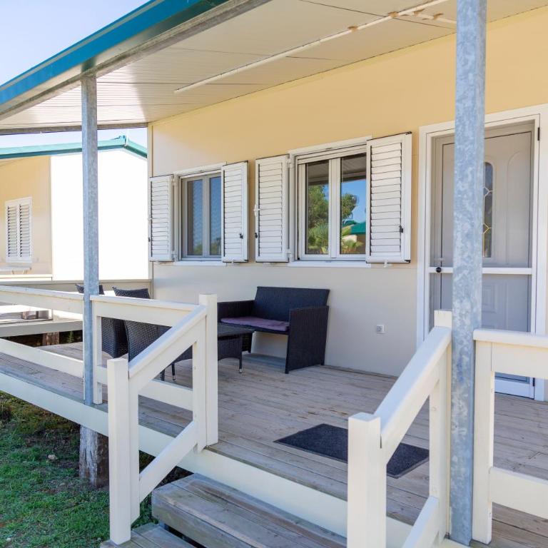 MCM Camping - Deluxe Bungalow with Garden View - 34