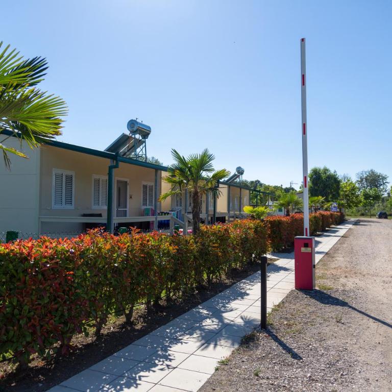 MCM Camping - Deluks Bungalov sa Pogledom na Vrt - 28