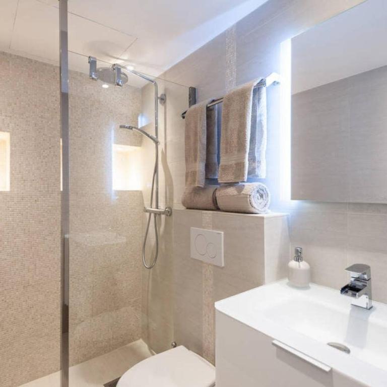 Downtown Cannes Modern 1-Br Apartment - Apartamento - 5