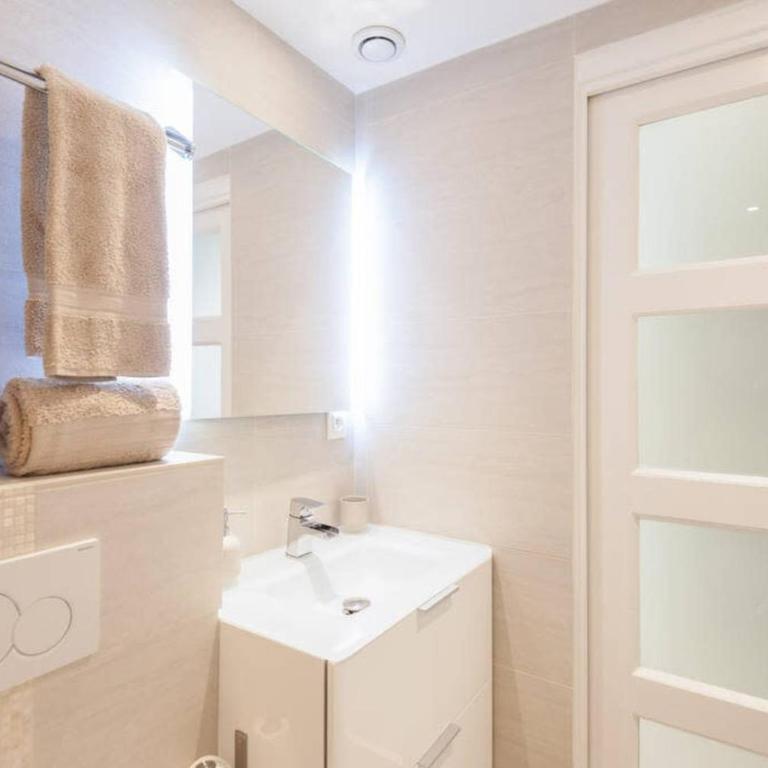 Downtown Cannes Modern 1-Br Apartment - Apartamento - 6