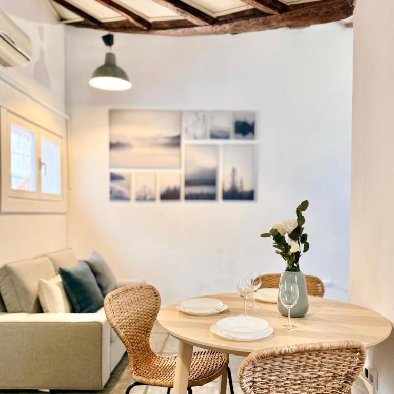 Tirso de Molina IV - Estudio en el Centro - One-Bedroom Apartment - 1