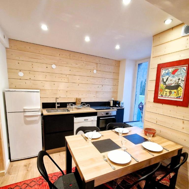 Appartement Chamonix Centre - Vue Mont Blanc - Appartement 2 Chambres avec Vue sur la Montagne - 7