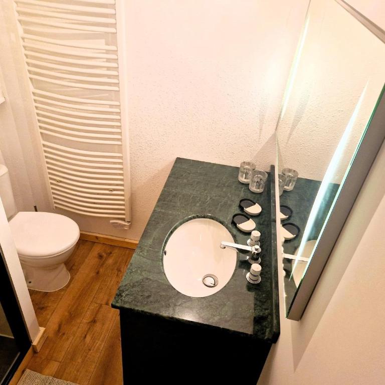 Appartement Chamonix Centre - Vue Mont Blanc - Appartement 2 Chambres avec Vue sur la Montagne - 9