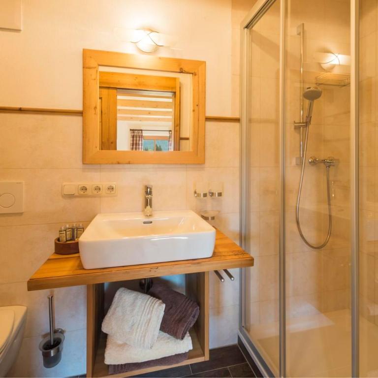 Wald am See - Habitación Doble con baño - 5