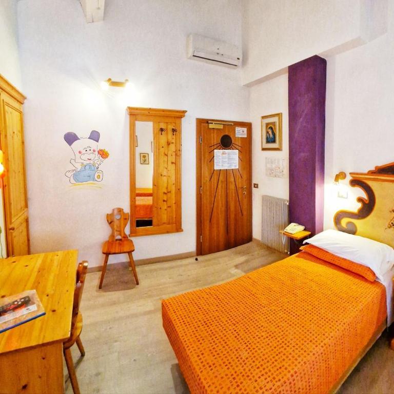 Family Hotel Primavera - Camera Economy Matrimoniale/Doppia con Letti Singoli - 1