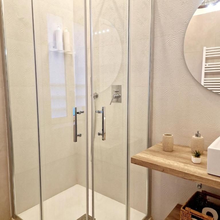 Olivella21 Luxury Apartment Montesanto - Appartamento con 1 Camera da Letto - 17
