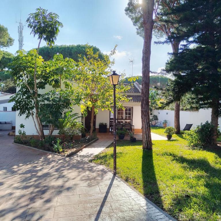 Villa Verde con Piscina a 800m de la Playa by Chiclana Dreams - Casa de 3 dormitorios - 4