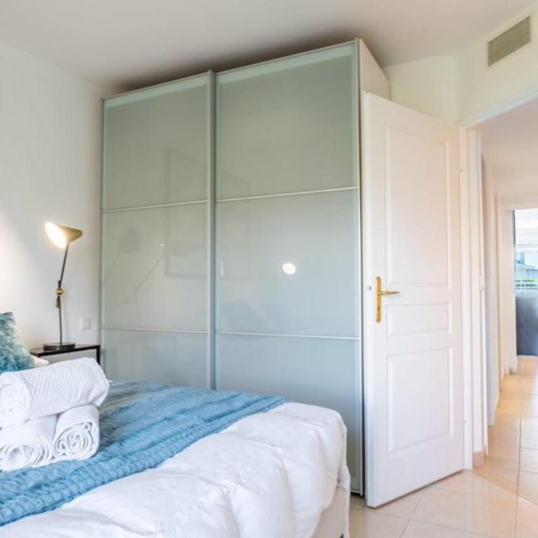 3-Room Luxury Apartment with Pool and Sea View Steps from the Beach - Appartamento - 10