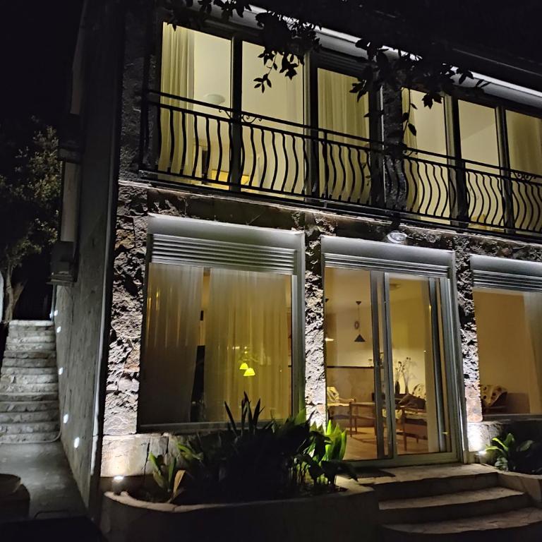Family Seaside Holm Oak Villa with Private Rocky Beach - Villa - Beach Front - 23