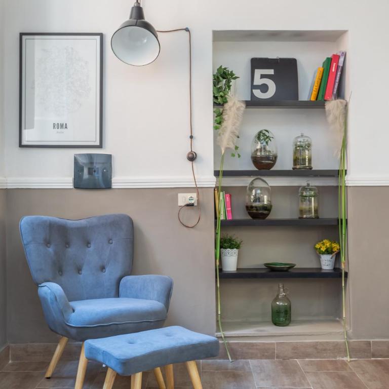 Central Charm near Piazza Navona - Cozy Loft for 2 - Monolocale - 7