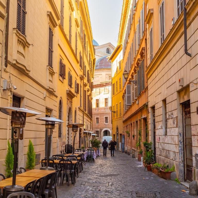 Central Charm near Piazza Navona - Cozy Loft for 2 - Monolocale - 9