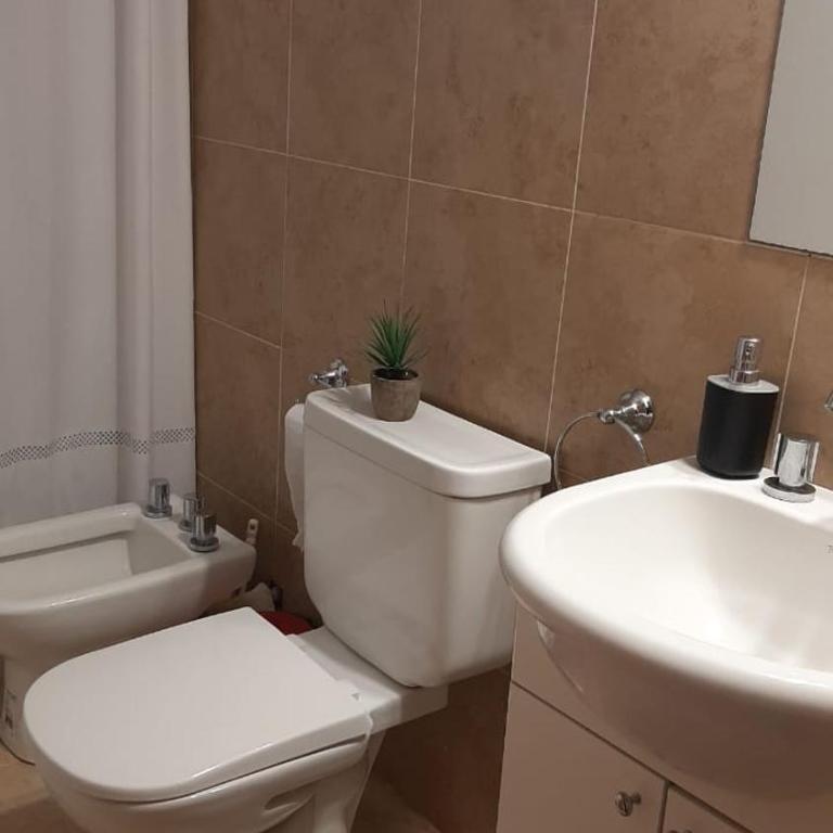 Jose Luro - Monoambiente Planta Baja - One-Bedroom Apartment - 9