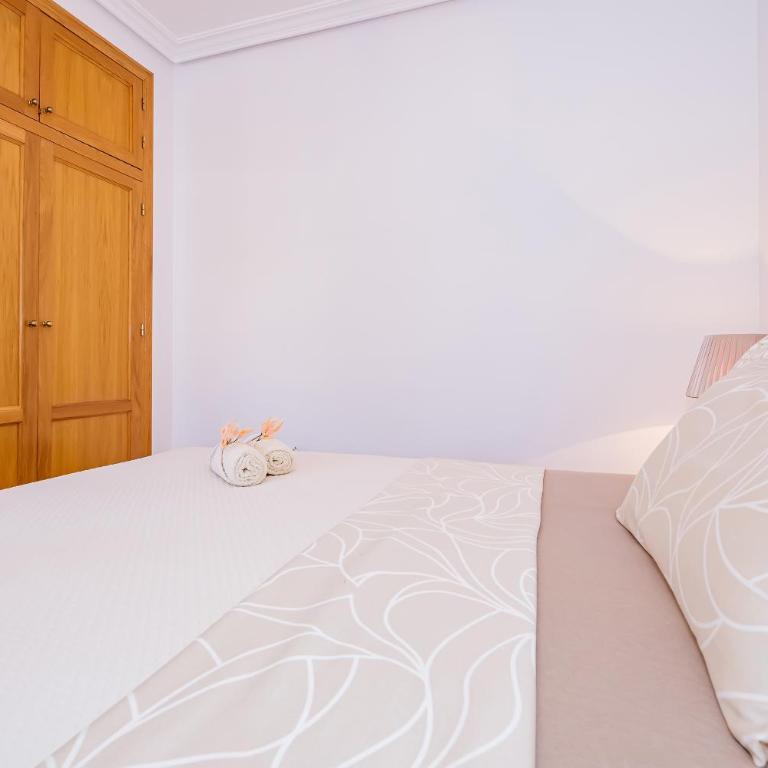 Home&Holiday Goleta with parking-option - Apartamento de 2 dormitorios - 19