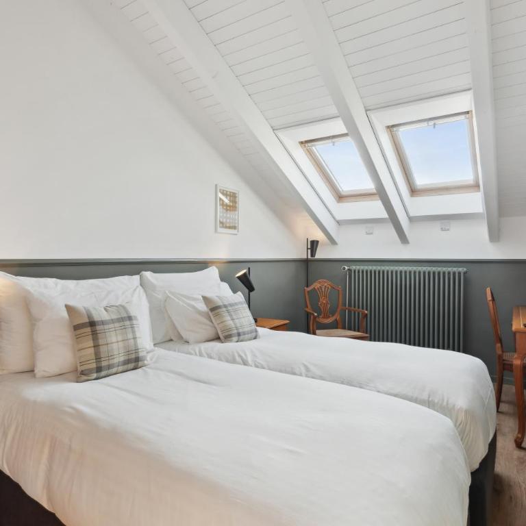 Hôtel de la Couronne - Zweibettzimmer - 1